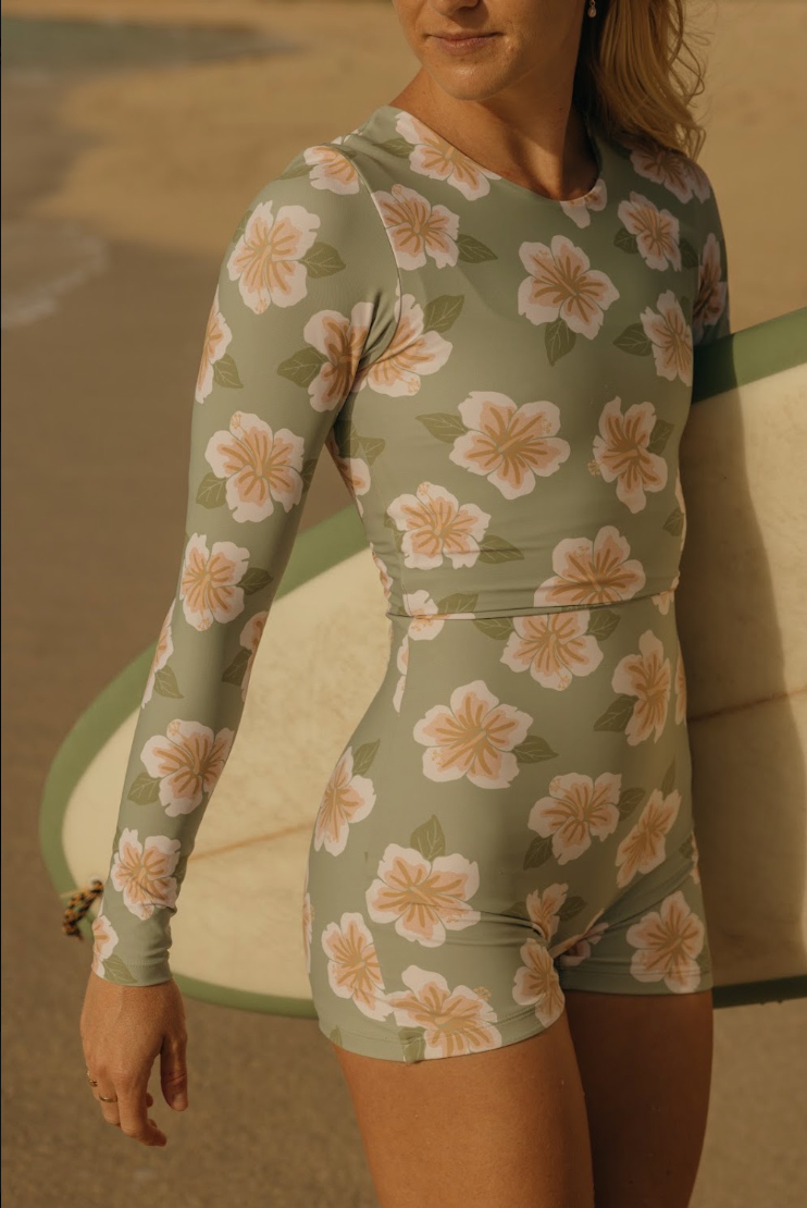 North Shore Long Sleeve - Hibiscus