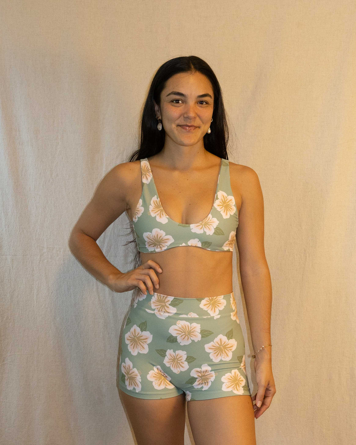 Sunset Shorts - Hibiscus
