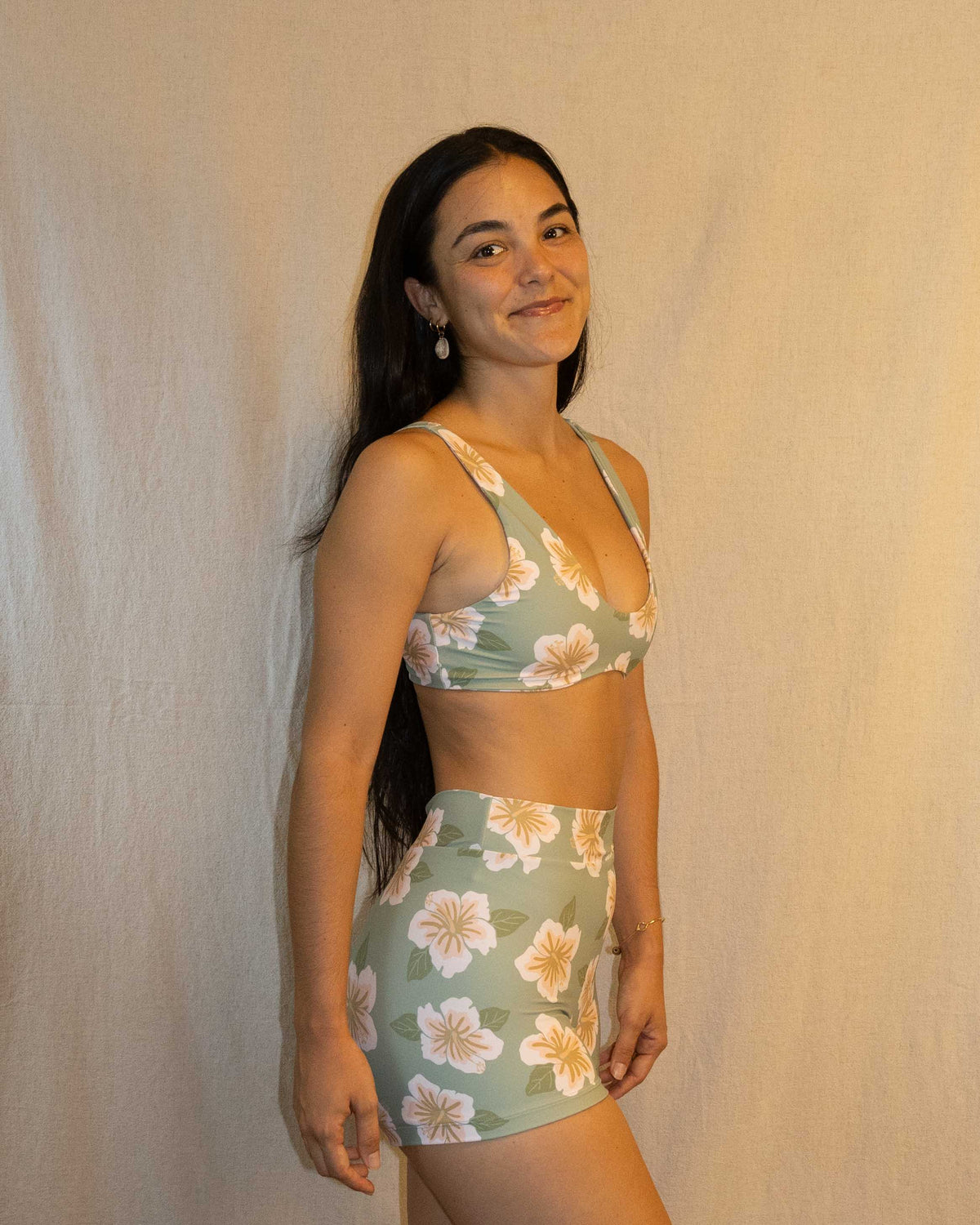 Sunset Shorts - Hibiscus